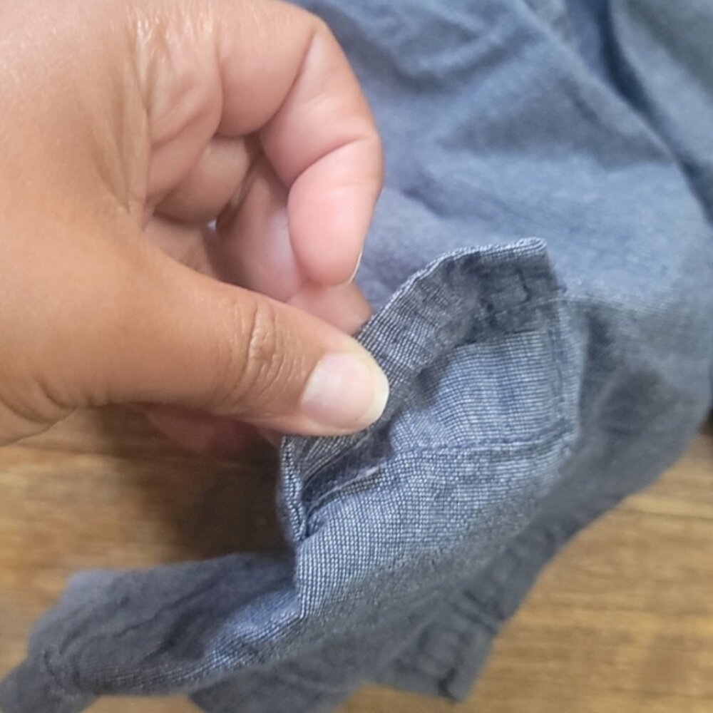 Old Navy Cargo Shorts - Picture 2 of 6